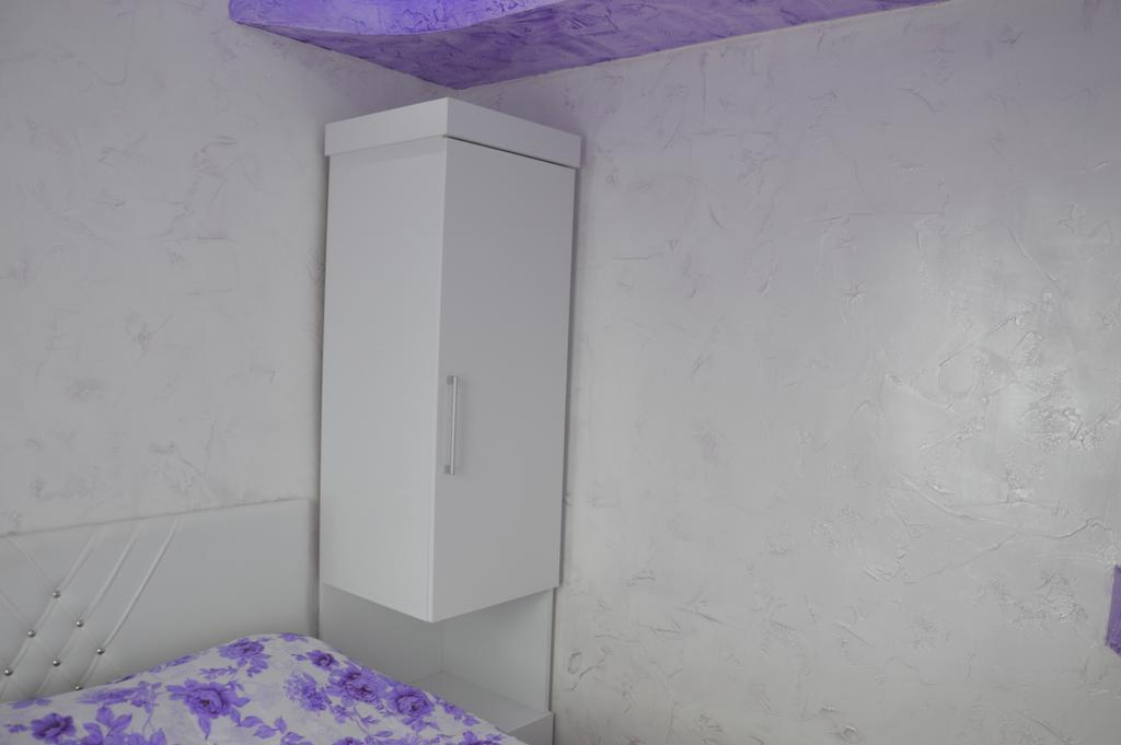 Irakli'S Apartment With Sea View バトゥーミ 部屋 写真