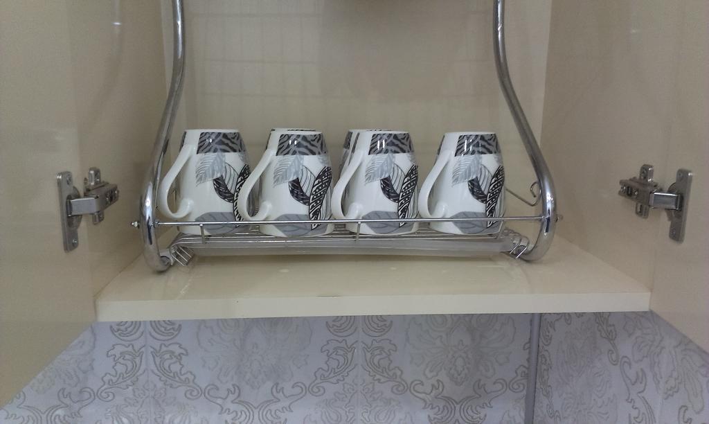 Irakli'S Apartment With Sea View バトゥーミ エクステリア 写真
